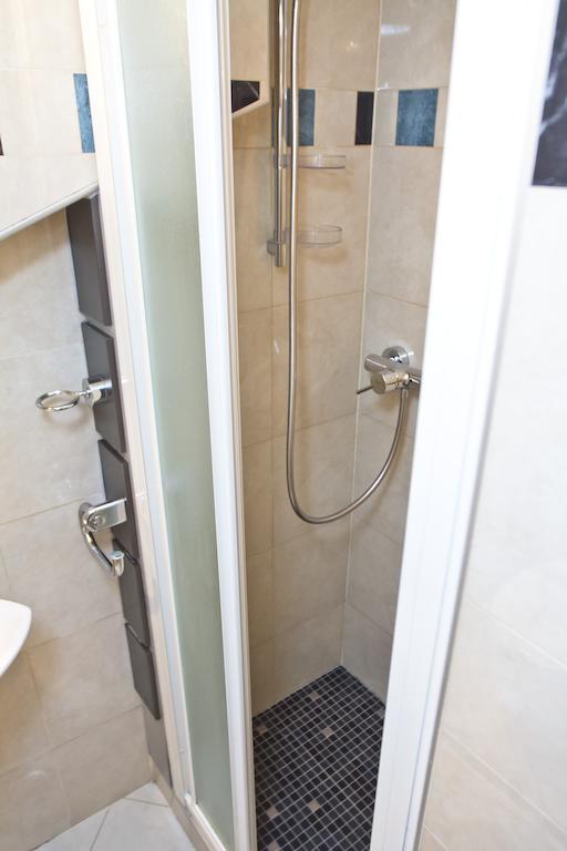 Studio Toma With Private Parking Place Sibenik Phòng bức ảnh